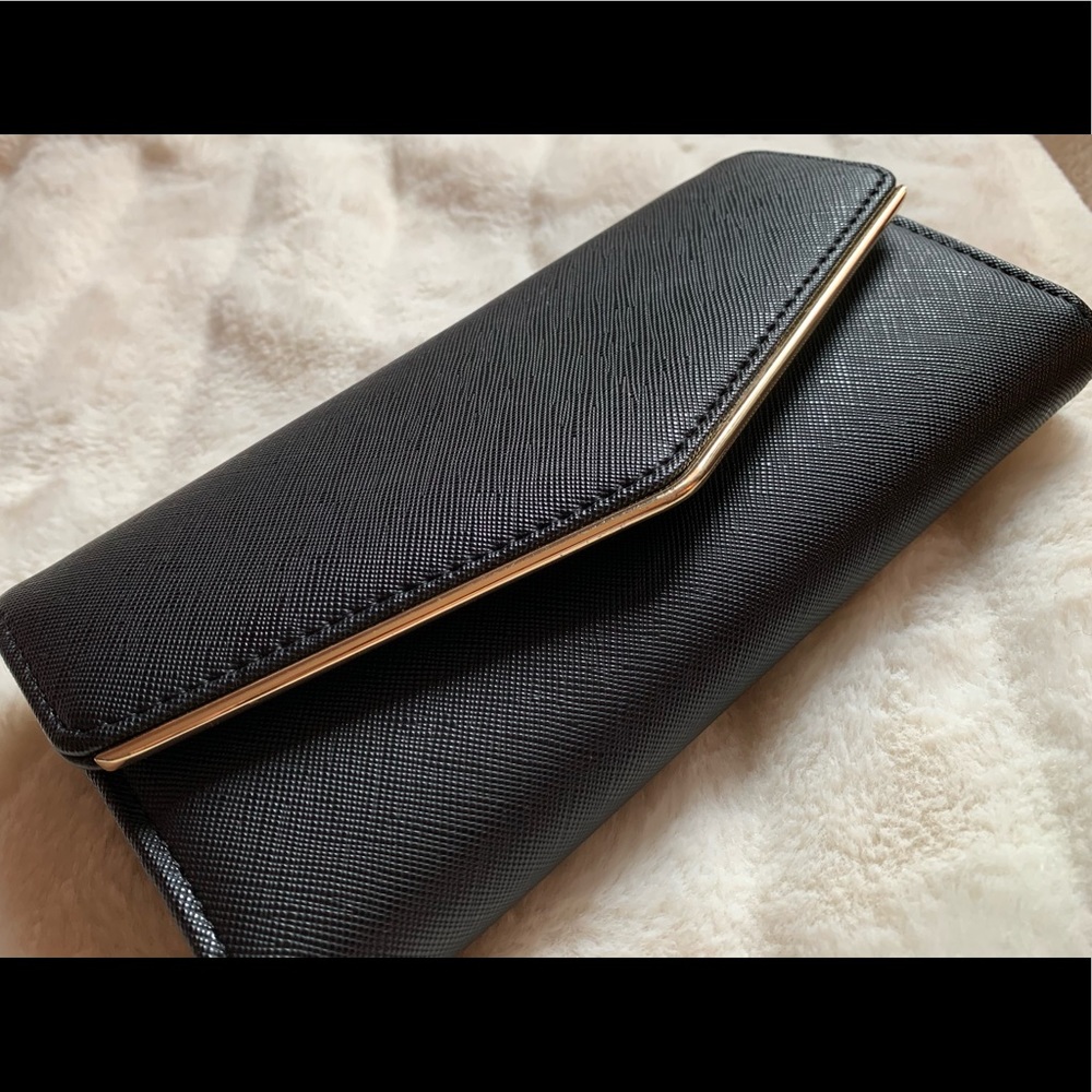 Black & gold wallet✨